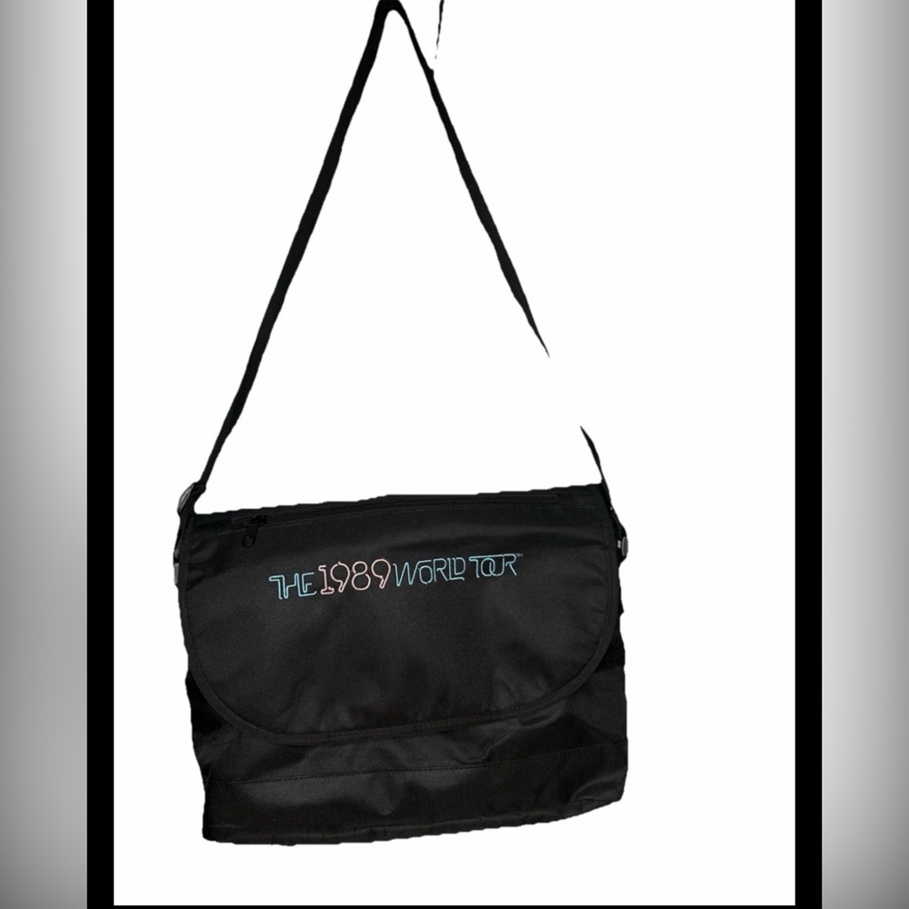 Taylor Swift 1989 World Tour Messenger Bag Black Crossbody Concert Merch
